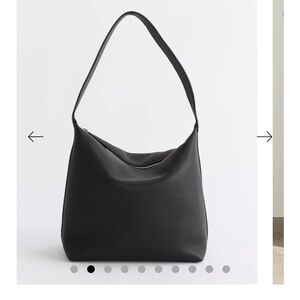 The Horse Daisy leather shoulder bag in Black - great condition